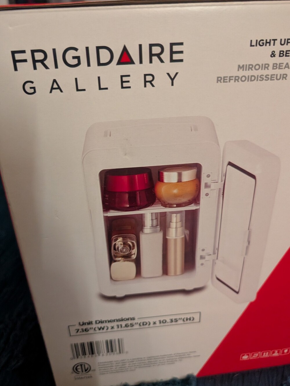 Frigidaire Light Up Mirror Beauty And Beverage Cooler. NOT A REFRIGERATOR. - Picture 5 of 6